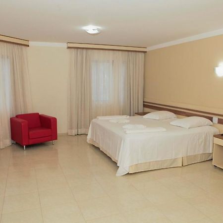 San Marino Palace Hotel Guarapuava Δωμάτιο φωτογραφία